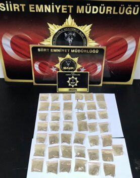 Siirt’te şüphe üzerine durdurulan 2 şahısta yapılan aramada eroin maddesi