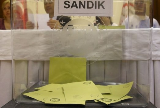 SİİRT’TE BİRÇOK SANDIK ‘GÜVENLİK’ GEREKÇESİYLE TAŞINACAK