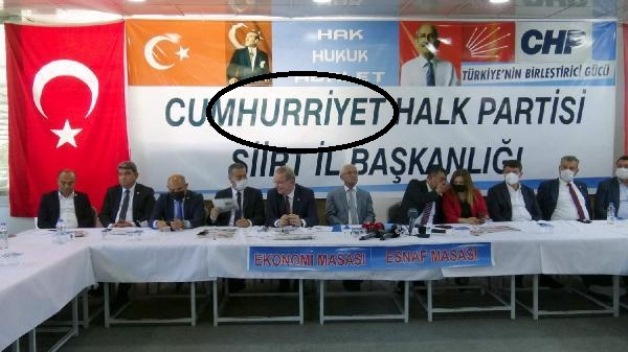 SİİRT’TE CHP’NİN PANKARTTAKİ HARF HATASI DİKKAT ÇEKTİ