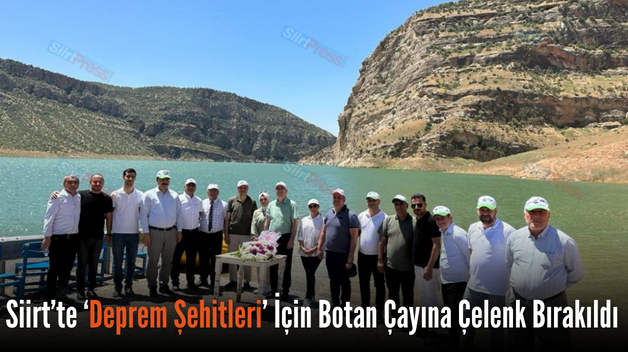 Siirt’te ‘Deprem Şehitleri’ İçin Botan Çayına Çelenk Bırakıldı