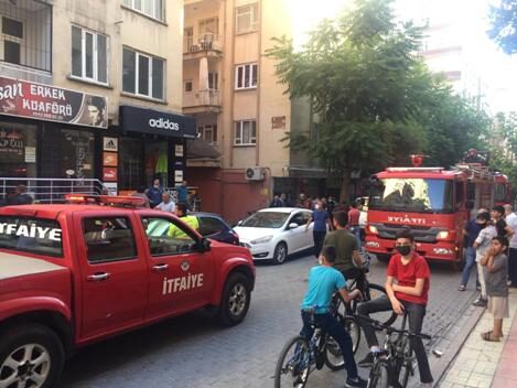 Siirt’te 5 katlı bir binanın 2. katında henüz bilinmeyen nedenle