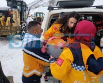 Siirt’te Karla Kaplı Yollarda Ekipler, 40 Günlük Bebek İçin Seferber Oldu