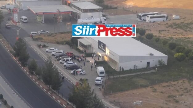 Siirt’te müteahhit oldukları öğrenilen 2 grup arasında trafo yüzünden çıkan