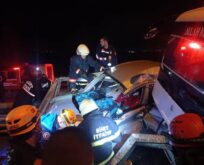 Siirt’te Otomobil İle Su Tankeri Çarpıştı: 6 Yaralı