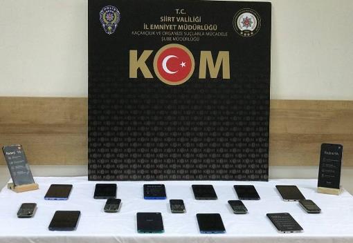 SİİRT’TE PİYASA DEĞERİ 51 BİN 500 LİRA OLAN KAÇAK CEP TELEFONU ELE GEÇİRİLDİ