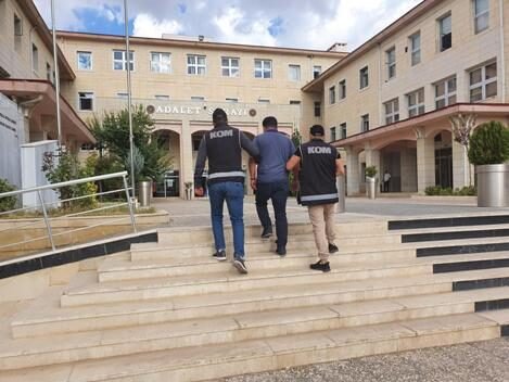 Siirt’te ‘Kan Emici’ tefecilere yönelik operasyon düzenlendi. Konu ile ilgili