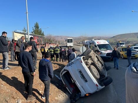 Siirt’te iki aracın çarpışması sonucu meydana gelen trafik kazasında 1