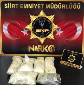Siirt’in Baykan ilçesinde düzenlenen uyuşturucu operasyonunda gözaltına alınan zanlı tutuklandı. Valilikten yapılan açıklamaya göre,