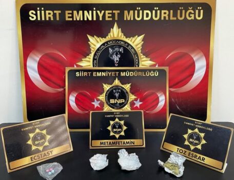 Siirt’te uyuşturucu operasyonunda 1 kişi gözaltına alındı. Siirt Emniyet Müdürlüğünden
