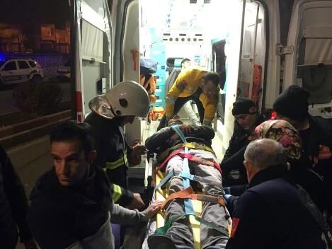 Siirt’te 3 aracın çarpışması sonucu meydana gelen zincirleme trafik kazasında