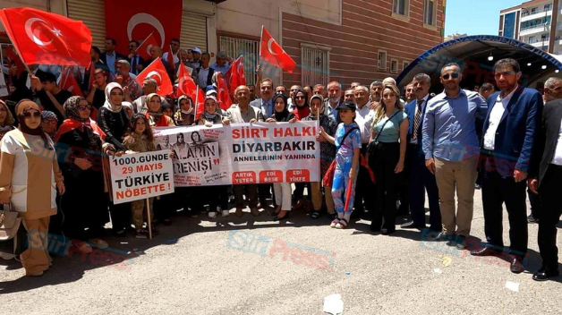 SİİRT’TEKİ STK’LARDAN DİYARBAKIR ANNELERİNE DESTEK