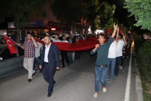 Son günlerde artan terör olaylarına karşı Siirt tek yürek oldu. ‘Şehide