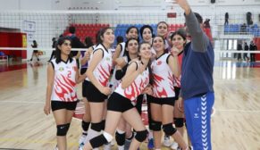 SİİRT ÜNİVERSİTESİ VOLEYBOL KIZLAR TAKIMI 1.LİGE YÜKSELDİ