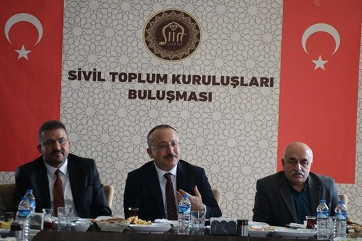 Siirt Valisi Ali Fuat Atik, kentteki sivil toplum kuruluşlarının temsilcileriyle