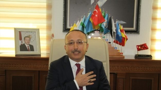 Cumhurbaşkanı Recep Tayyip Erdoğan’ın imzasıyla Resmi Gazete’de yayımlanan atama kararlarıyla Denizli Valiliğine atanan Siirt Valisi