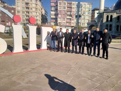Siirt’te teşkilat çalışmalarını hızlandıran Yeniden Refah Partisi’nde divan toplantısı gerçekleştirildi.