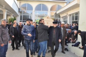 Önceki gün yaşadığı sağlık sorunu sebebiyle tedavi gördüğü hastanede hayatını