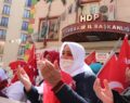 SİİRTLİLER VE DİYARBAKIR ANNELERİNDEN ‘TERÖRE LANET’ YÜRÜYÜŞÜ