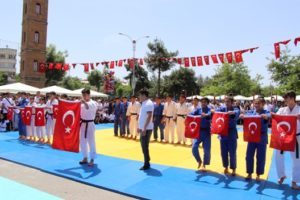 Siirt’te, 19 Mayıs Atatürk’ü Anma, Gençlik ve Spor Bayramı coşkuyla