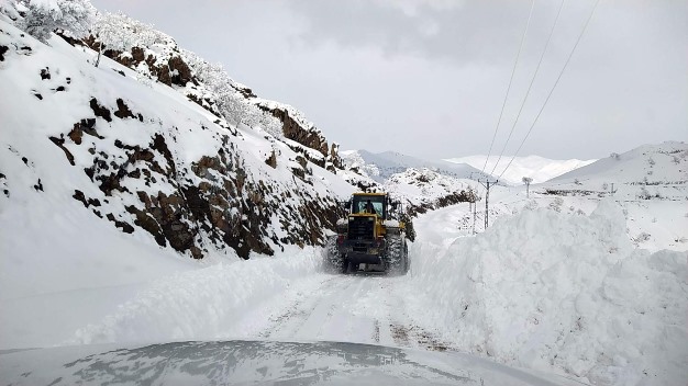 SİİRT’TE 95 KÖY YOLU ULAŞIMA AÇILDI