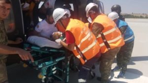 Siirt’in Pervari ilçesinde yüksekten düşerek ağır yaralanan çocuk, askeri helikopterle