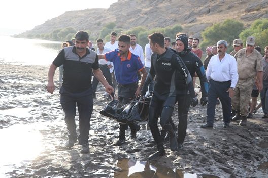 Siirt’te serinlemek için girdiği Botan Çayı’nın akıntısına kapılarak gözden kaybolan