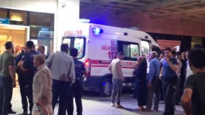 Siirt’te, bir apartmanın 5.katından düşen genç kız ağır yaralandı. Edinilen