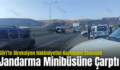 Siirt’te Direksiyon Hakimiyetini Kaybeden Otomobil Jandarma Minibüsüne Çarptı