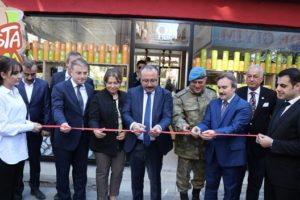 Siirt Fıstığı İşleme ve Sanayi Ticaret AŞ’nin satış ofisinin açılışı