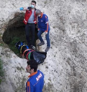 Siirt’te hatıra fotoğraf çekerken dengesini kaybeden kişi uçurumdan düştü. Alınan