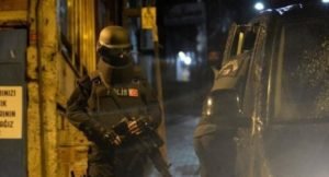 Siirt’te, ‘Yasa Dışı Silahlı Örgüt Kurmak veya Katılmak” suçundan aranan
