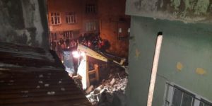 SİİRT’TE METRUK BİNADA GÖÇÜK MEYDANA GELDİ