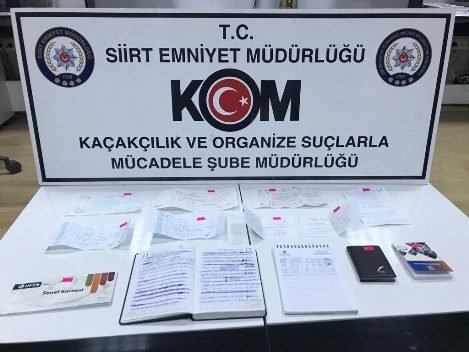 Siirt İl Emniyet Müdürlüğü ekiplerince tefecilere yönelik düzenlenen operasyonda yakalanan 2 şahıstan 1’i