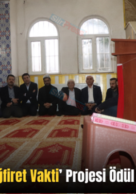Siirt’te, ‘Vakit Mağfiret Vakti’ Projesi Ödül Töreni Düzenlendi