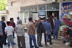 Siirt’te Ramazan ayında iftar sofralarının vazgeçilmez yiyeceği olan çiğköfte için