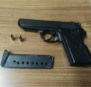 Siirt’te, 3 ayrı suçtan hakkında yakalama emri bulunan firarı şahıs,