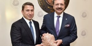STSO HEYETİ TOBB BAŞKANI HİSARCIKLIOĞLU’NU ZİYARET ETTİ