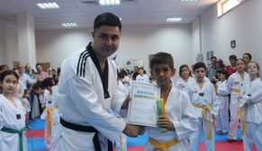 MİNİK TAEKWONDOCULARIN KUŞAK HEYECANI