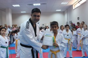 Siirt Mehmetçik İlkokulunda düzenlenen 4-12 yaş grubu Taekwondo kuşak terfi