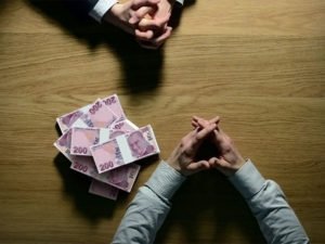 Türkiye’nin birçok yerinde olduğu gibi Siirt’te de tefecilik bir ur