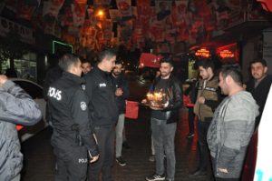 Siirt’te Ülkü Ocakları İl Başkanlığı binası önüne kavga ihbarına giden