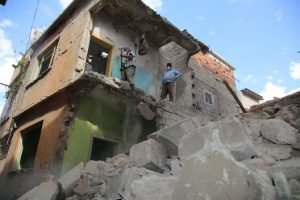 Siirt Belediyesi, kentte görünüm sağlamakla birlikte uyuşturucu bağımlılarının da meskeni